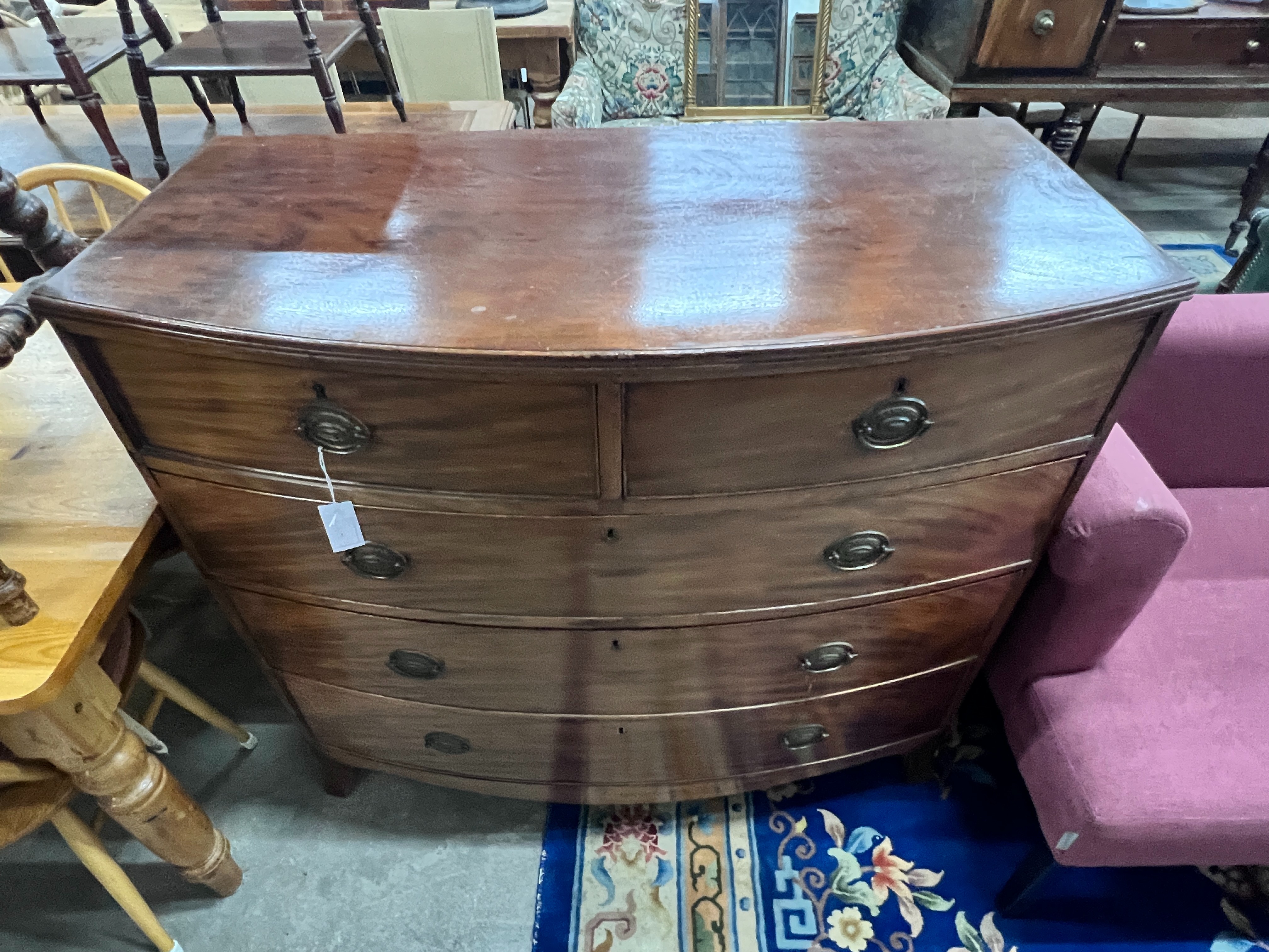 A Regency mahogany bow front chest, width 114cm, depth 56cm, height 104cm